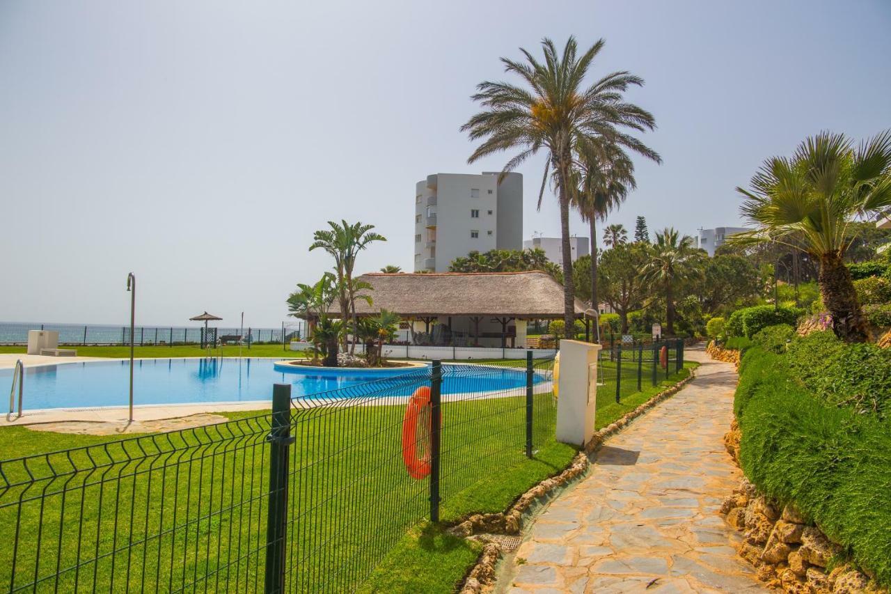 1Br Beachfront Complex - Mi Capricho Sitio de Calahonda Buitenkant foto