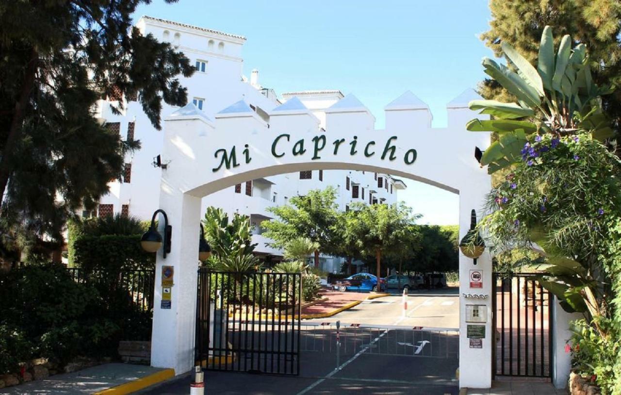 1Br Beachfront Complex - Mi Capricho Sitio de Calahonda Buitenkant foto